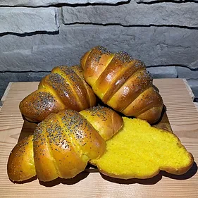 Turmeric Eclipse Sandwich Bread