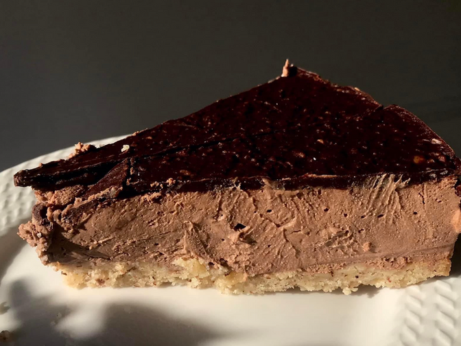 Ferrero Rocher Cheesecake