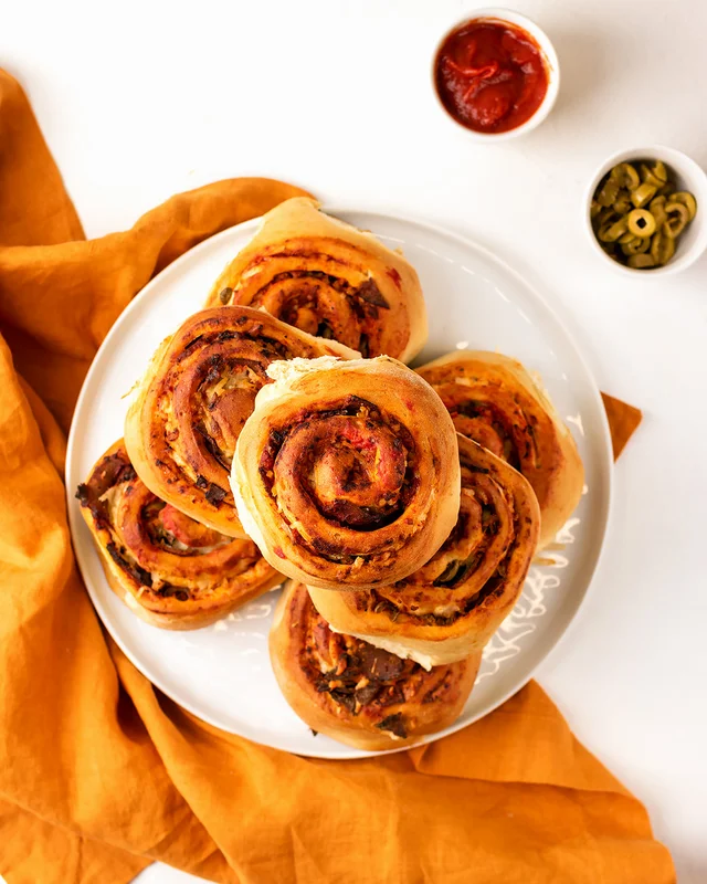 Pizza Rolls with Bacun
