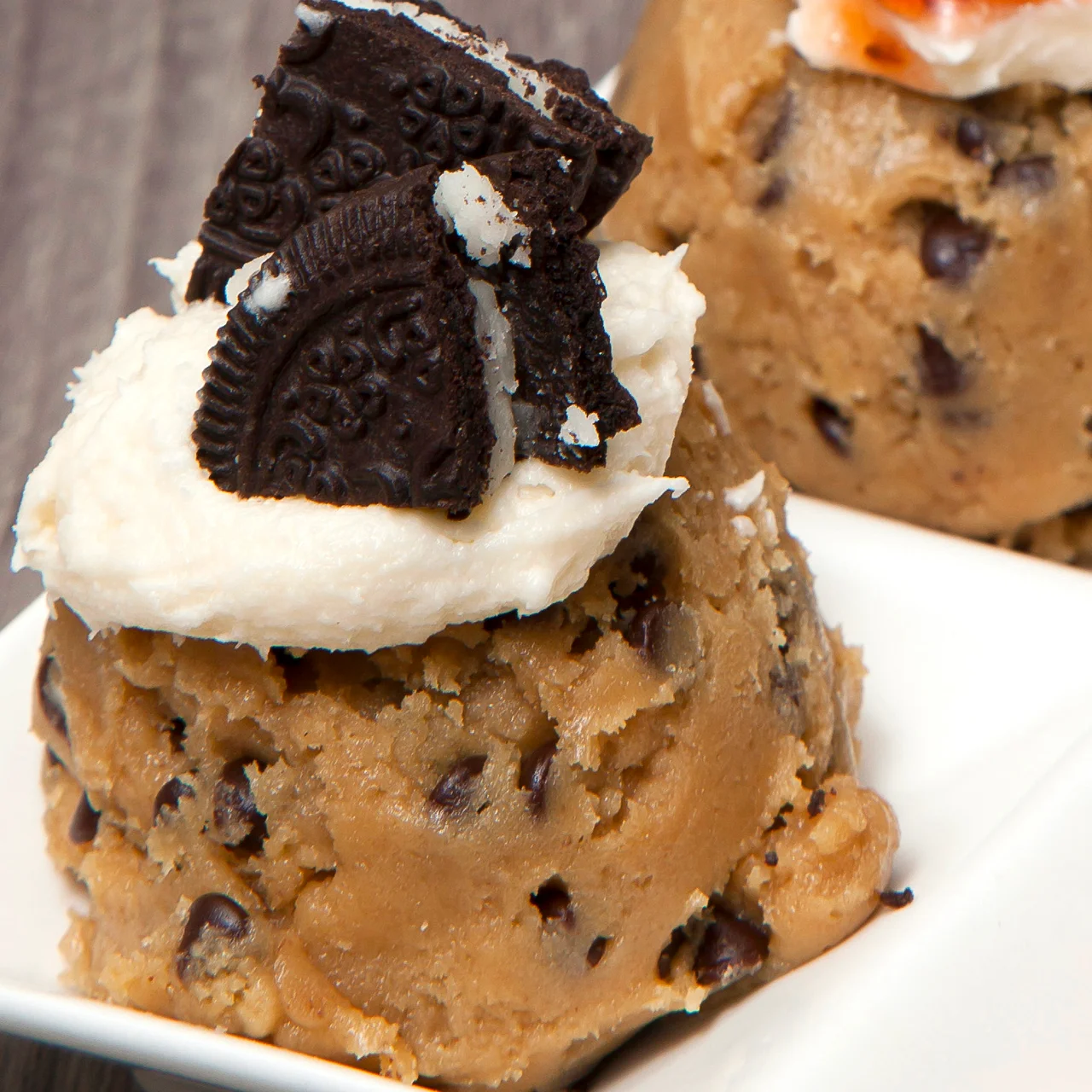 Cookies & Cream - Cookie Dough Scoop
