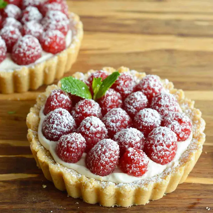Raspberry Tart (Individual)