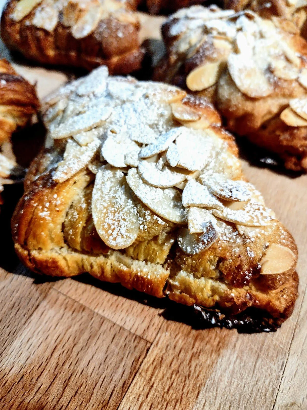 Raspberry Custard Croissant- Pack of 6