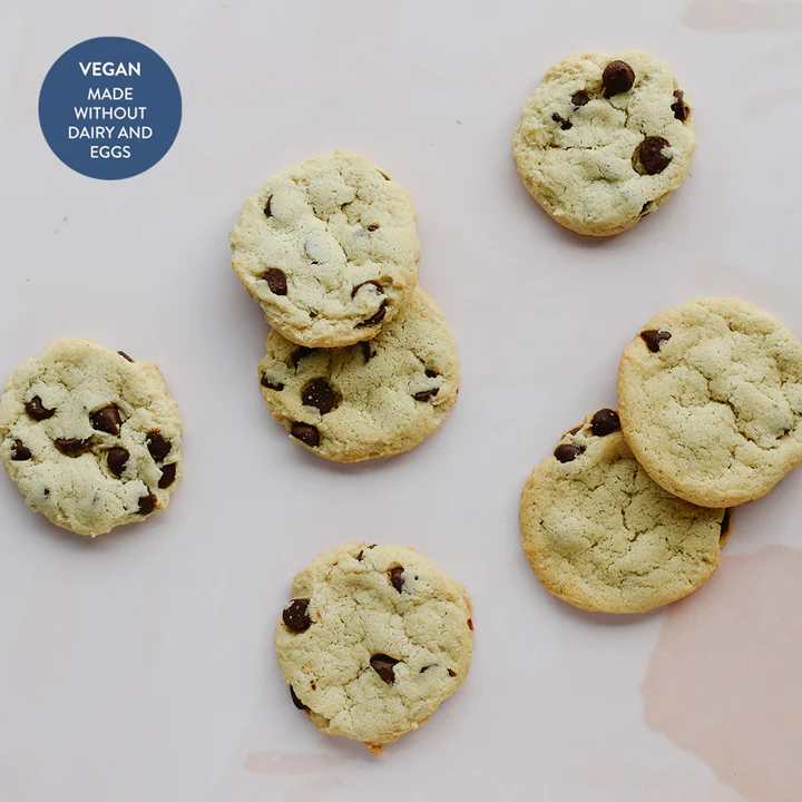VEGAN CHOCOLATE CHIP COOKIE