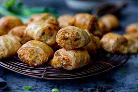 24 Vegetarian Sausage Rolls