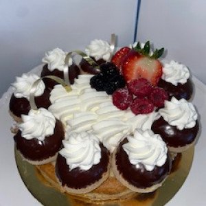 Saint-Honoré (Profiterole)