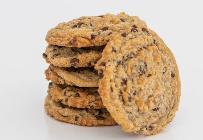 6pk Chocolate Chip Cookies
