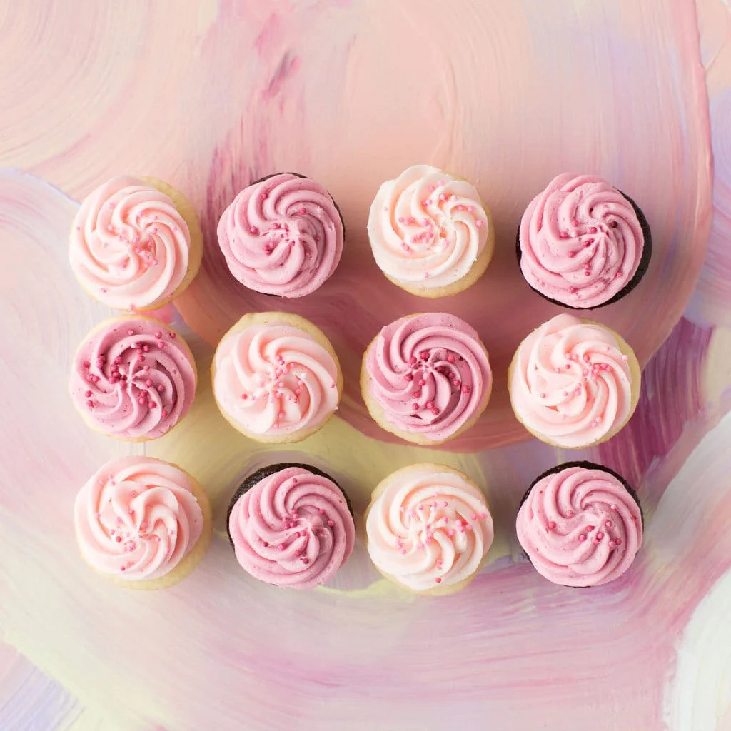 PINK MINI CUPCAKE DOZEN