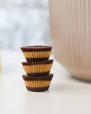 Salted Caramel Peanut Butter Cups - 4 Pack (Hear Me 