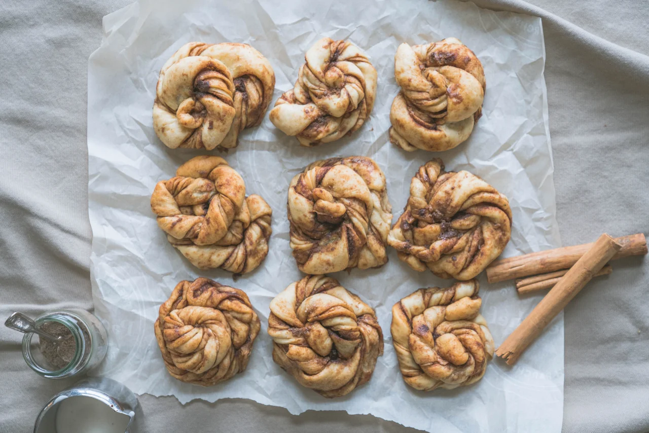 Cinnamon Cardamom Twist