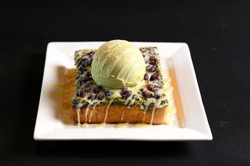 Uji Matcha Red Bean Toast