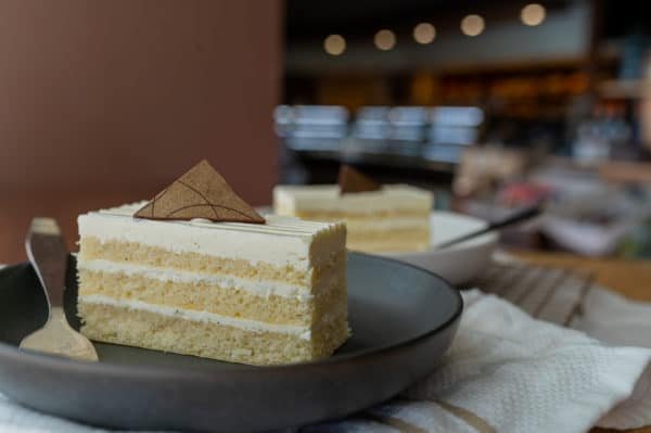 Vanilla Cake Slice