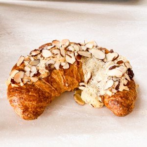 Croissant-Almond Tx