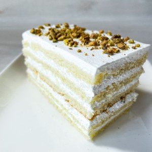 Cake-Pistachio Slice