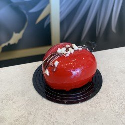 CHOCOLATE STRAWBERRY MOUSSE DESSERT