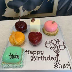 FANCY BOX OF 6 MINI-DESSERTS