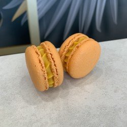 MANGO-PINEAPPLE MACARON