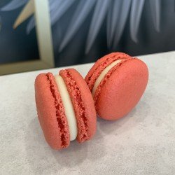 RED VELVET MACARON