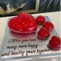MOUSSE CAKE RED HEARTS