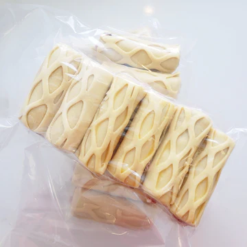 Pack of 6 frozen sausage rolls