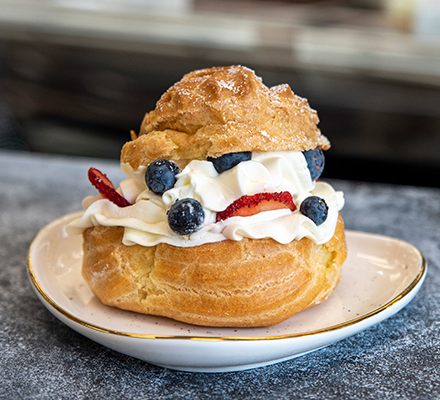 Jumbo Cream Puff