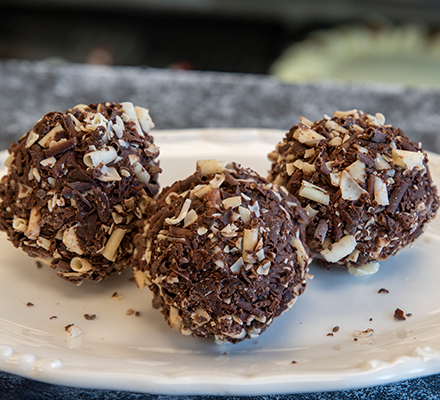 Dark Fudgeeo Balls