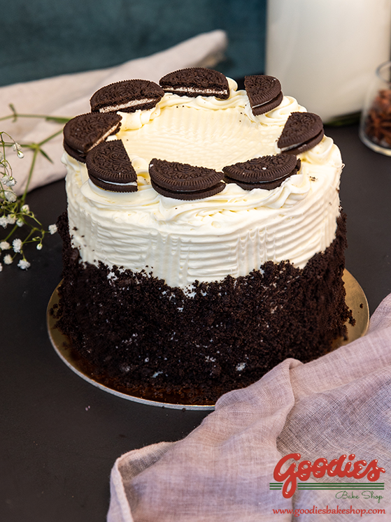 Cookies and Cream Cake