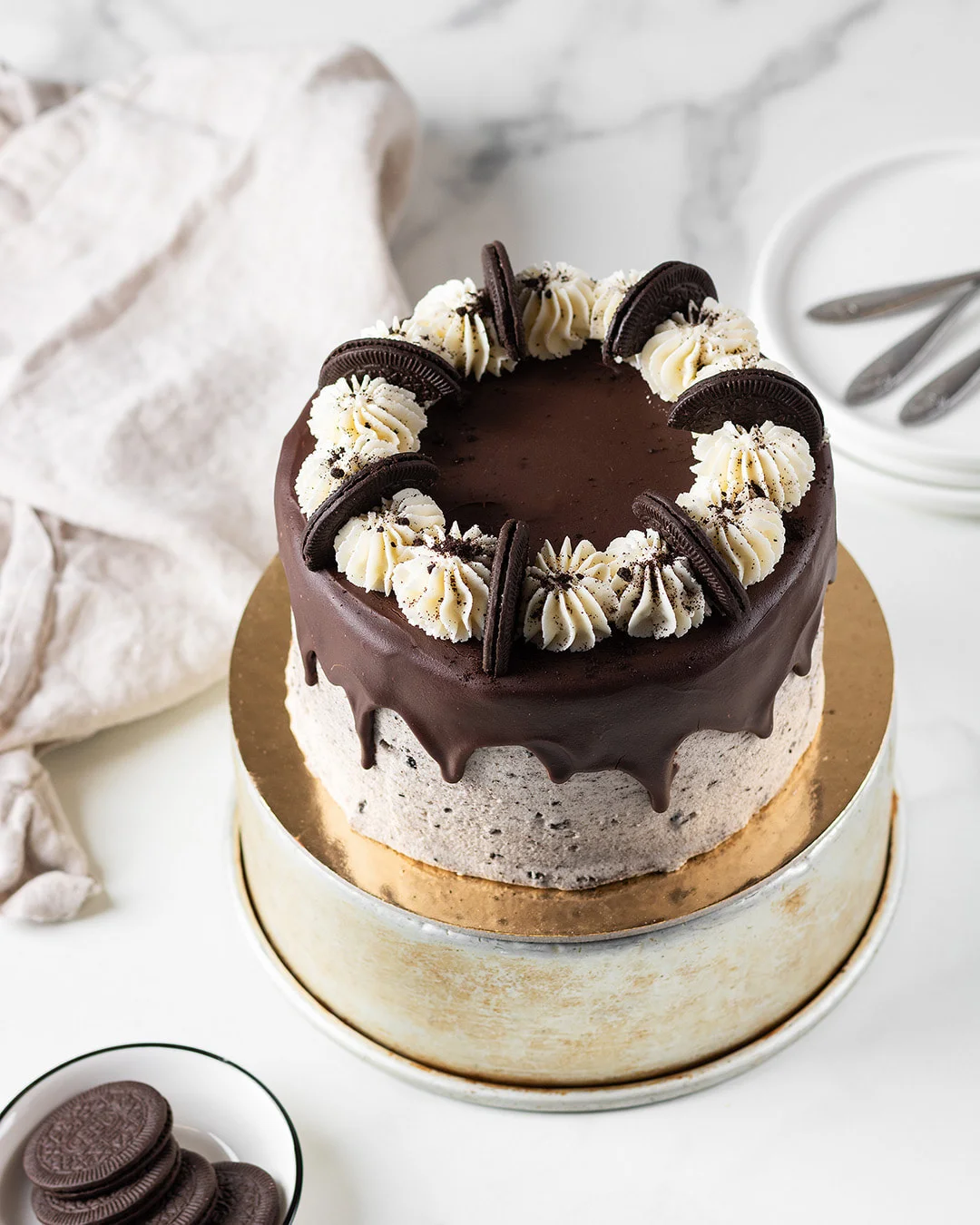 Oreo™ Drip Cake