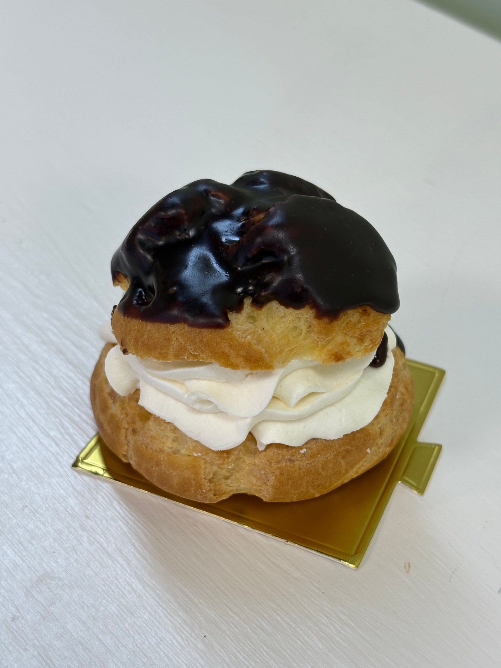 Vanila Cream Buff (Chocolate)