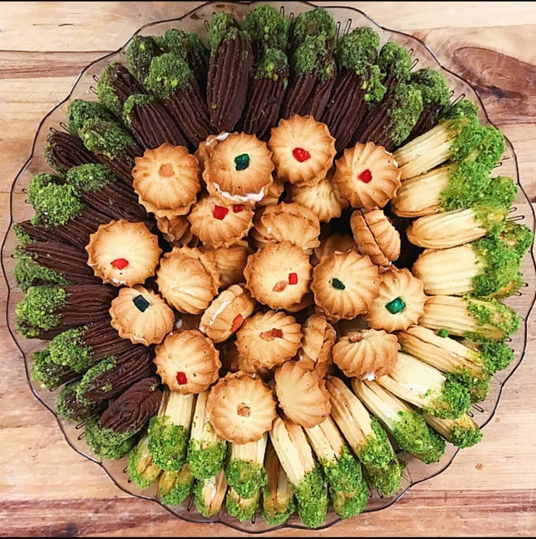 petit-fours