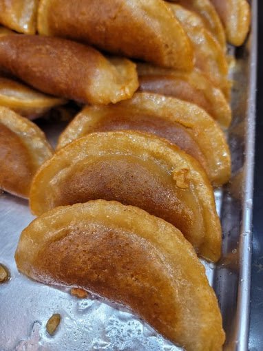 Qatayef With Walnuts