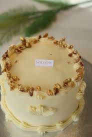 6 inch carrot cake