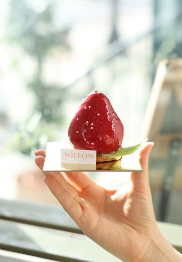 Strawberry mosse cake