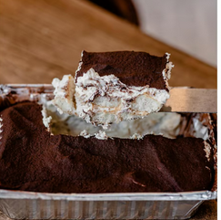 Lina's Tiramisu Cake with Alcohol Tin