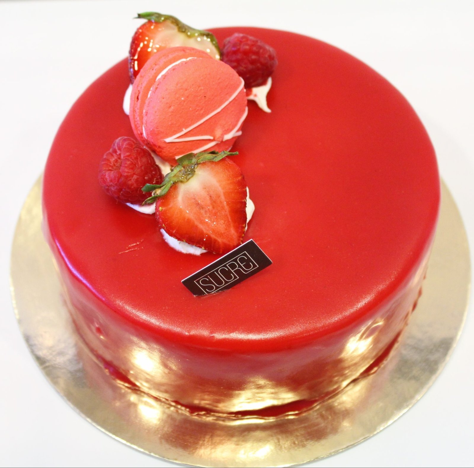 White Chocolate Raspberry Cake