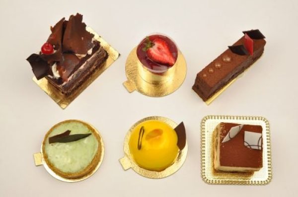 Box of 6 Dessert Pastries