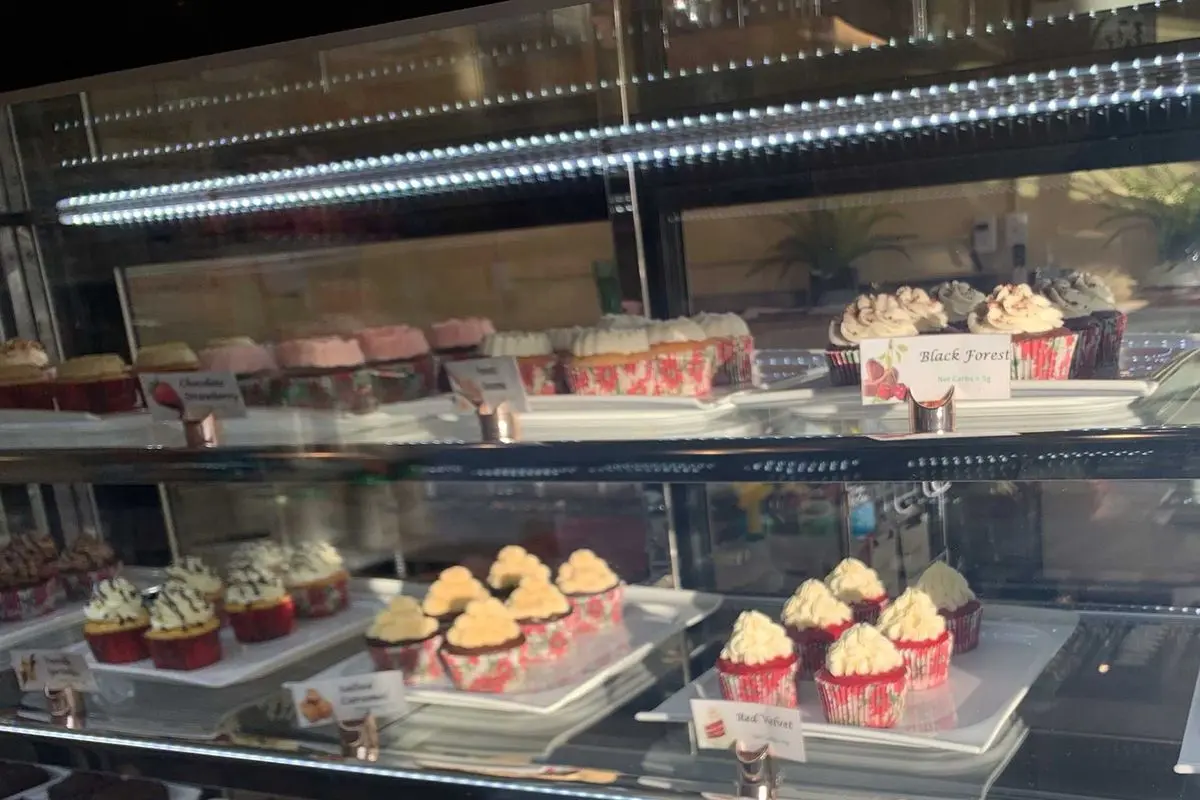 6 Cupcakes