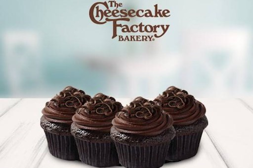 Blackout Cupcakes (4)