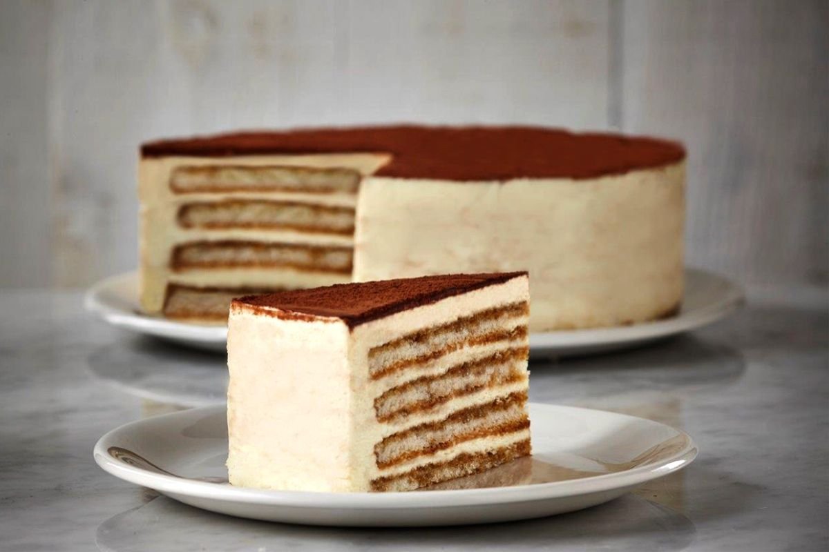 Mascarpone Tiramisu cake