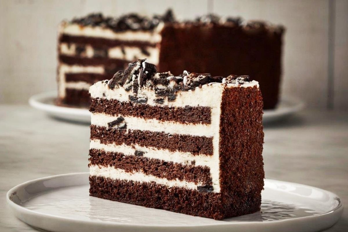 Oreo Jumbo Cake