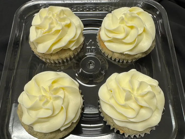  Vanilla blueberry with lemon frosting 4 pack