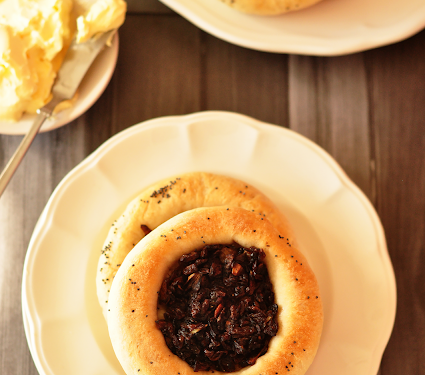 Spinach, Caramelized Onion and Poppy Seed Pita - White or Whole Wheat