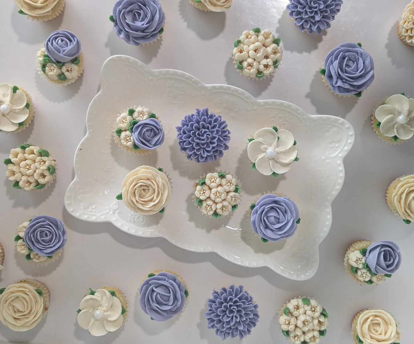 Dozen Mini Floral