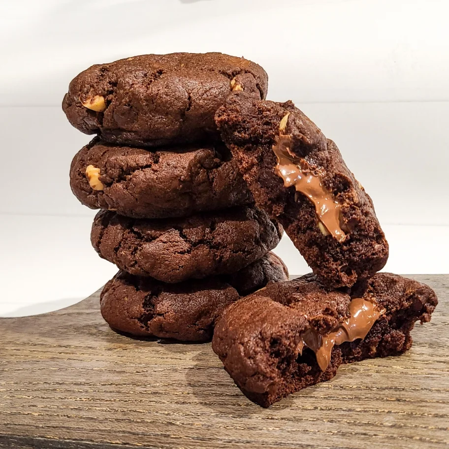 Nutella-Stuffed Chocolate Chunk Cookie