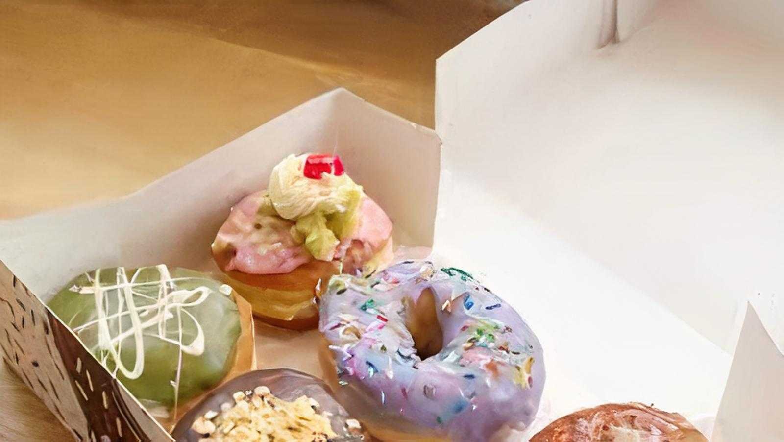 6 Regular Doughnuts
