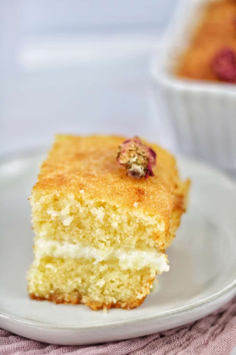 Basbosa with fresh cream