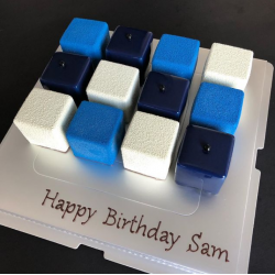 Cube cake 480