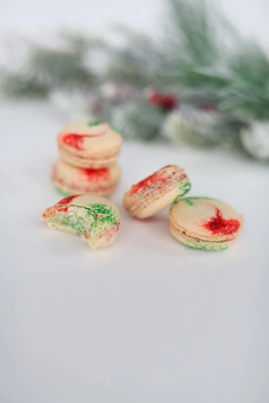 Candy Cane Macaron
