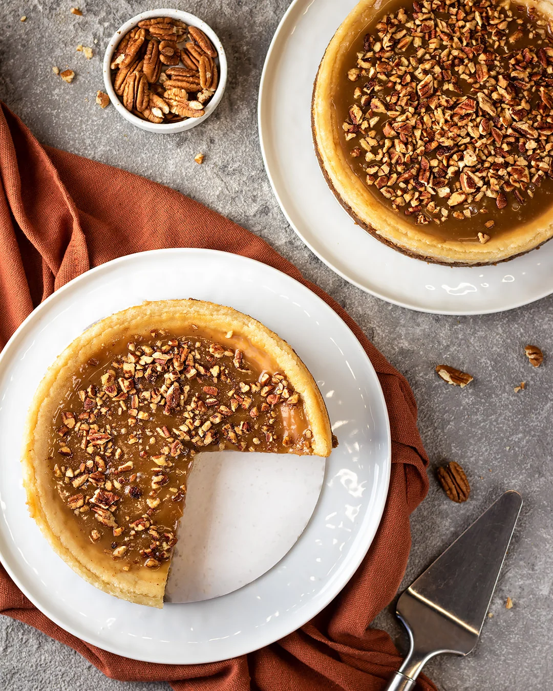 Pecan Caramel Cheesecake