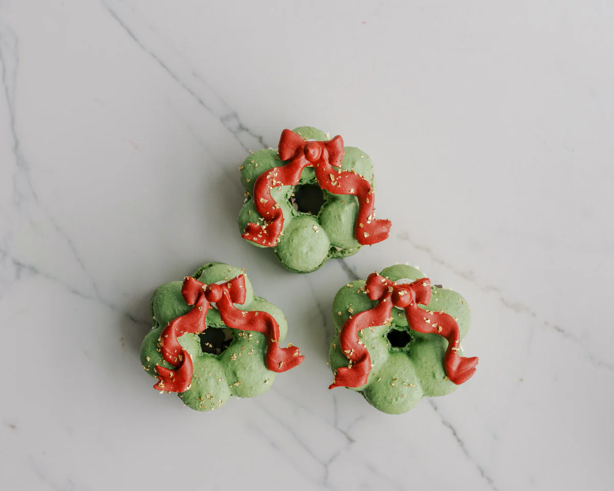 Macaron Gâteau - Peppermint Wreath