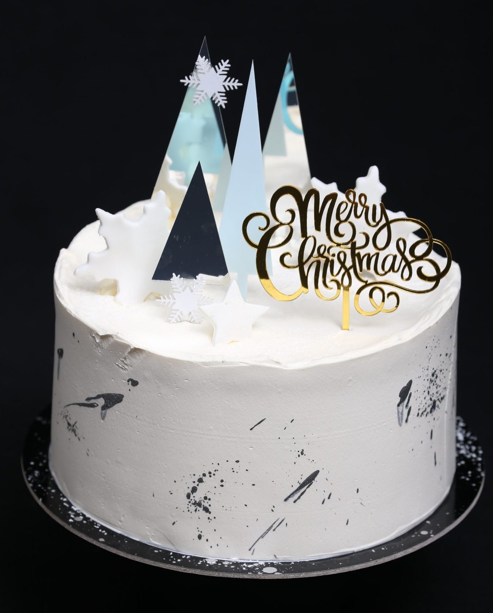 White and Silver Christmas Theme Cake